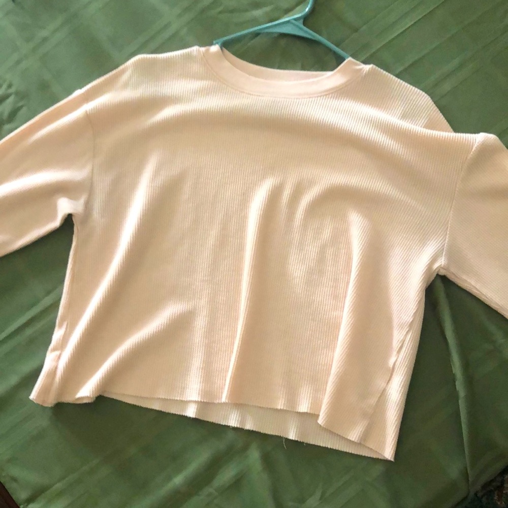 pink cropped sweater